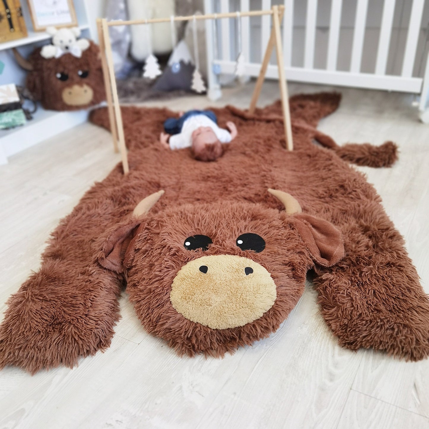Highland Cow Farmhouse Nursery Rug - DECORLINA